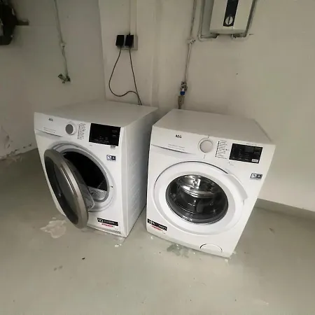 Messe 3 Bedrooms Parking אסן
